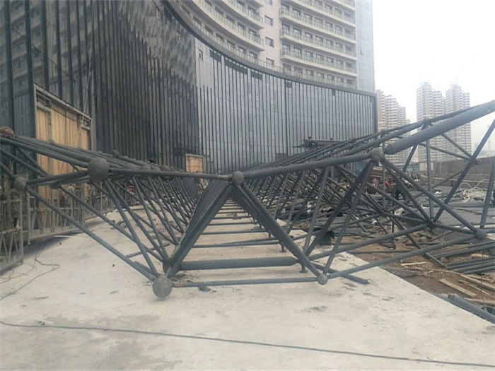 崇明万豪酒店雨棚网架